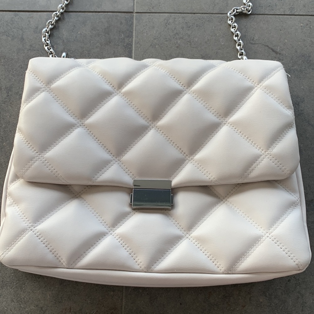 H&M Vegan Leather Bag - worn once - Picture 2 of 9